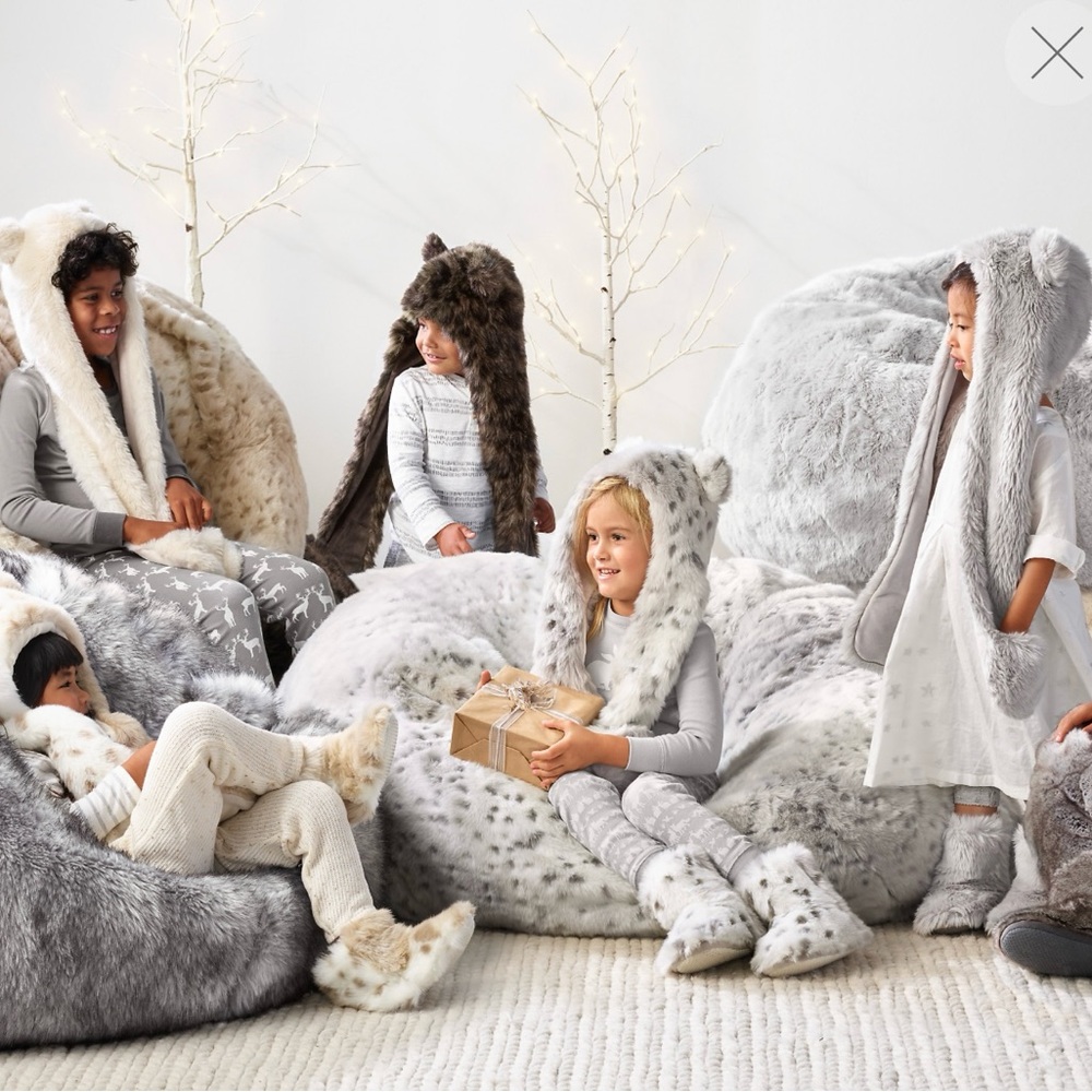 Restoration Hardware Baby & Kids Luxe Faux Fur Kids' Snow-leopard Hood - Picture 3 of 4